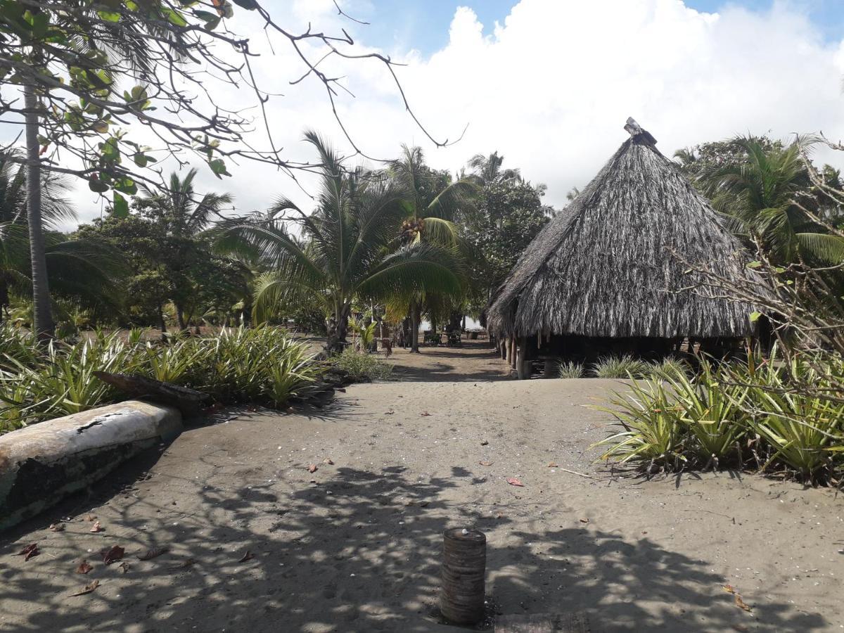 Hostal Pachamama Isla de Canas Екстер'єр фото
