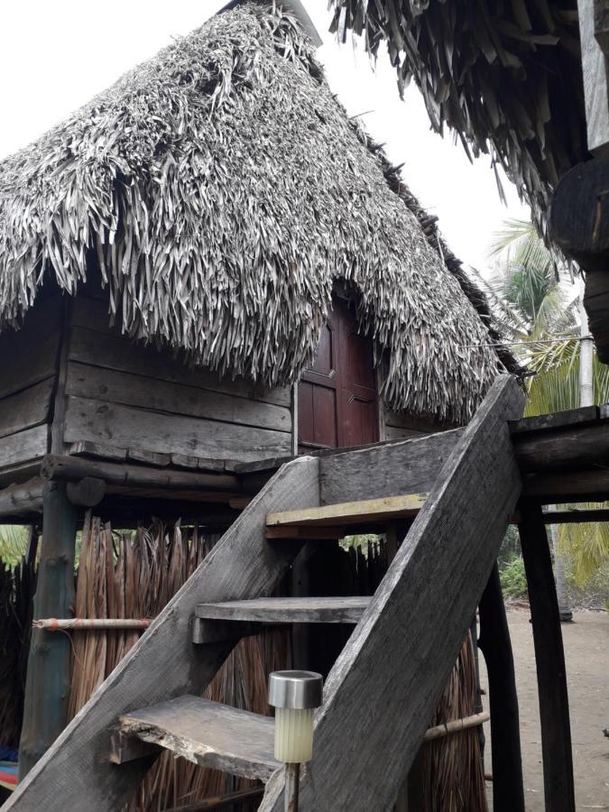 Hostal Pachamama Isla de Canas Екстер'єр фото