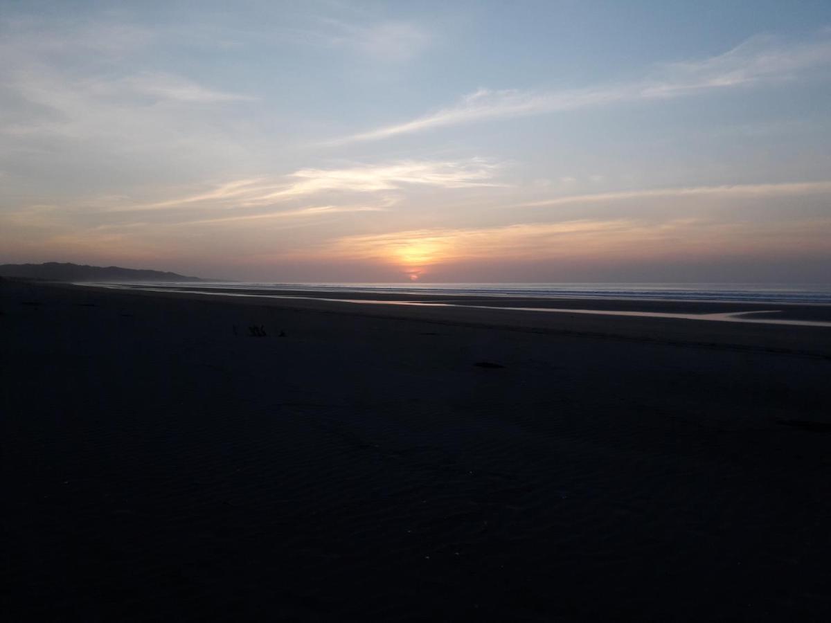 Hostal Pachamama Isla de Canas Екстер'єр фото